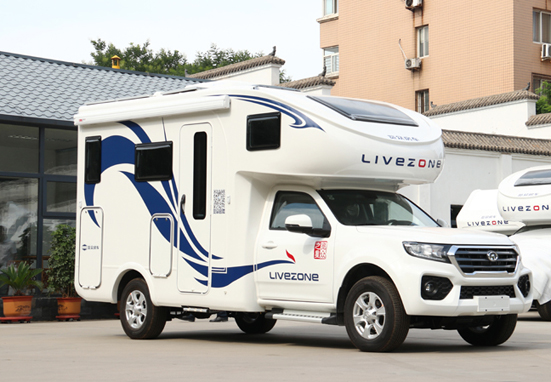 一家四口出行，這款房車非常合適