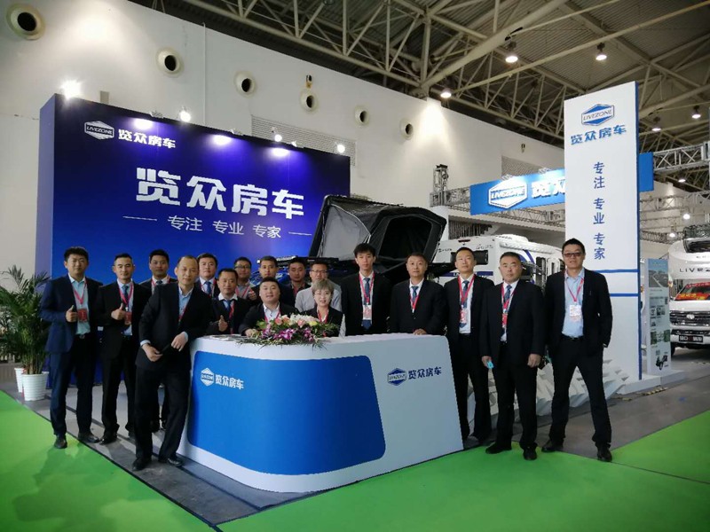 從這選房車(chē)的顧客怎么這么多? 從這選房車(chē)的顧客怎么這么多?