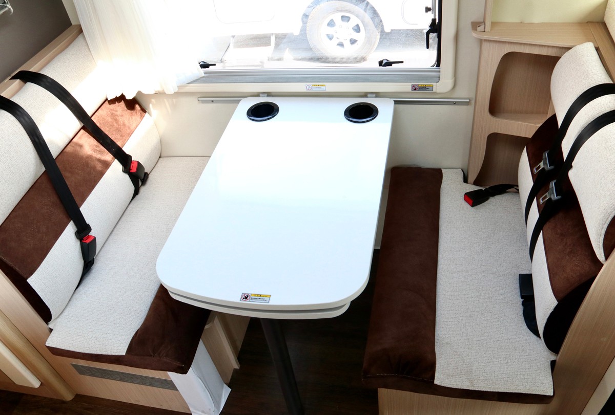 深度房車自駕，還是要選這樣的房車