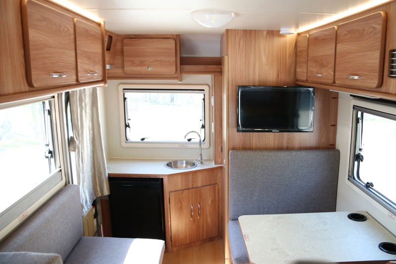 這個房車優惠只有兩臺，力度還挺大