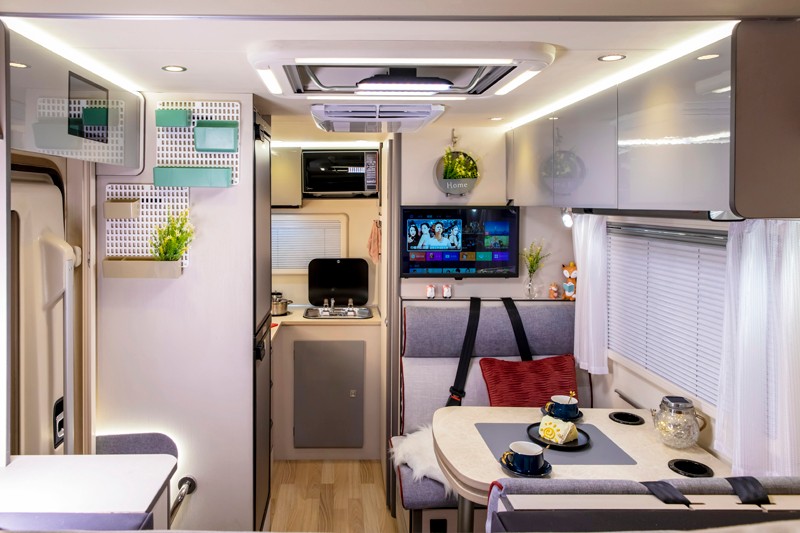 自動檔、四驅(qū)房車，可落京牌，這款點贊