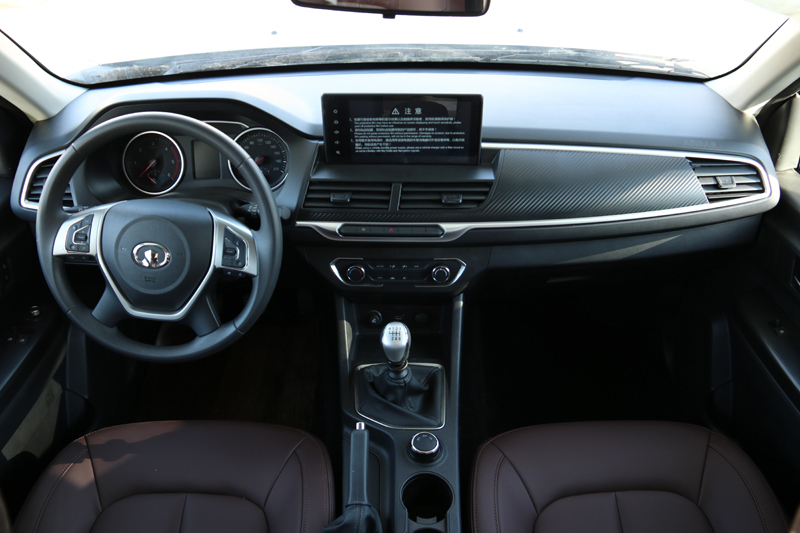 夏季，房車減少“高溫病”，這么做