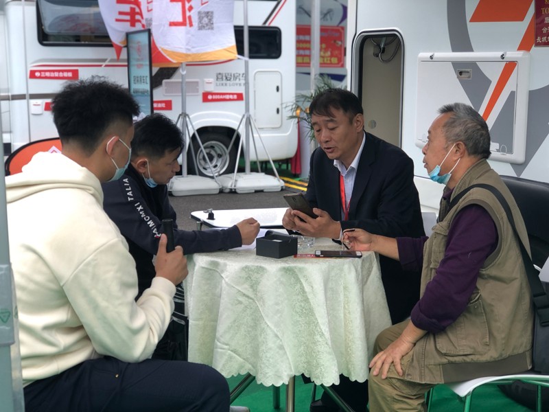 性能滿格，自由炮憑實力圈粉