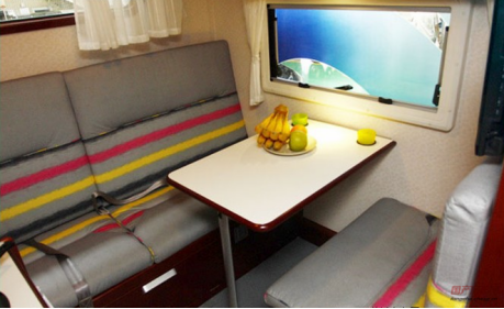 你沒看錯，歡迎來到2012年的房車世界！