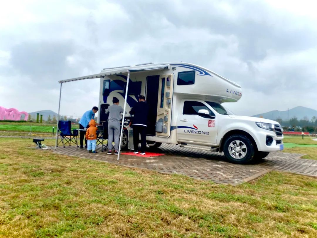 精致化露營“選手”，將吃住行融為一體，適合1~2人四季旅行