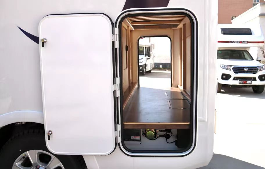 風駿C7珍藏版27.88萬包牌帶回家,退市絕版,僅剩12臺! 風駿C7珍藏版27.88萬包牌帶回家,退市絕版,僅剩12臺!