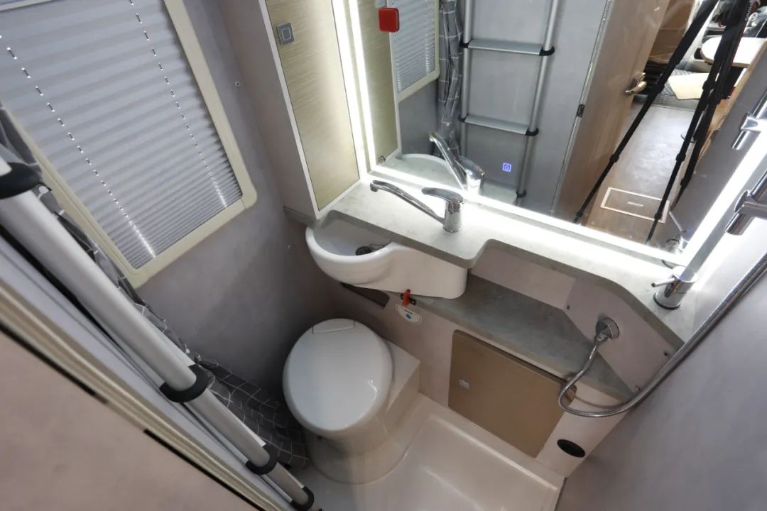 向“偽性價(jià)比”房車出擊，第五代塞拉維來襲！