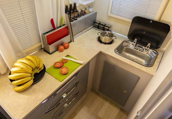 動(dòng)力+豐富配置，這樣的房車省心、舒心